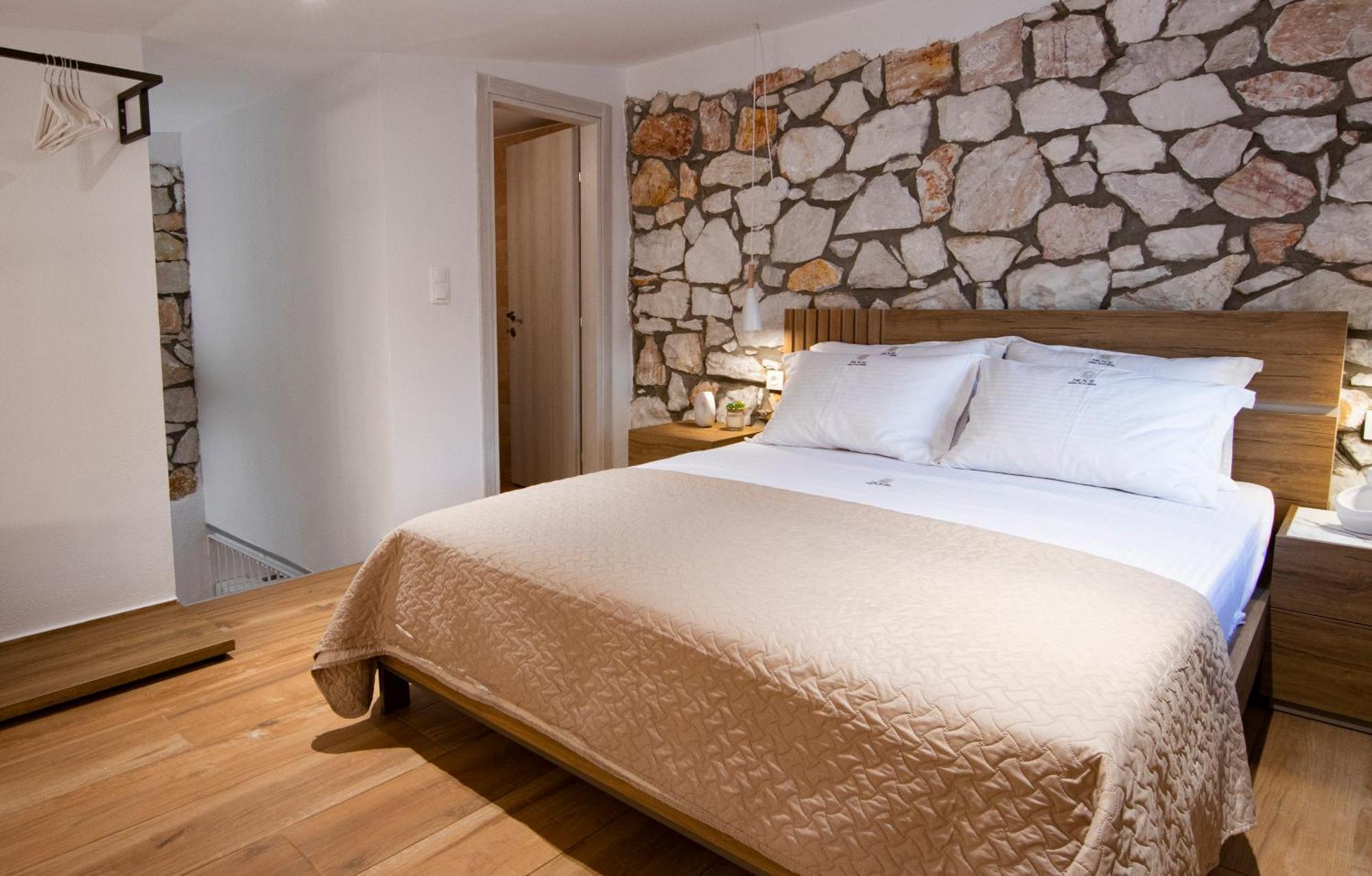 Noce Luxury Villa Vourvourou